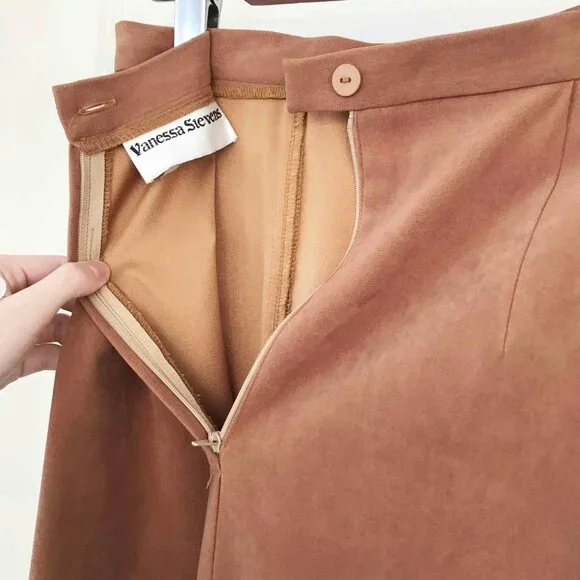 High-waisted slit maxi skirt (28'') - Picture 4 of 6